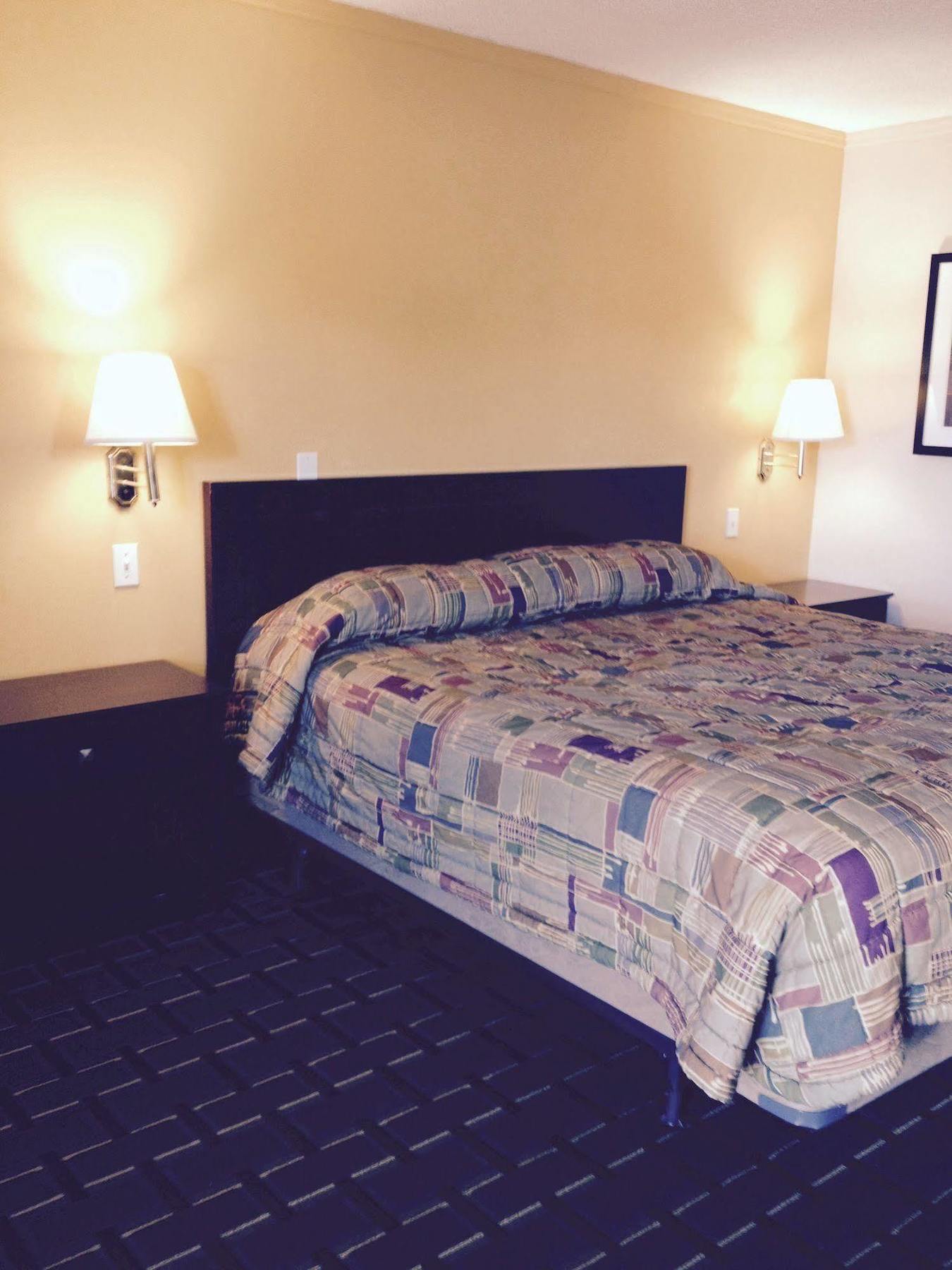 קיסימי Budget Inn East מראה חיצוני תמונה